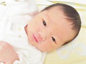 赤ちゃんの鼻水や咳の原因は何？